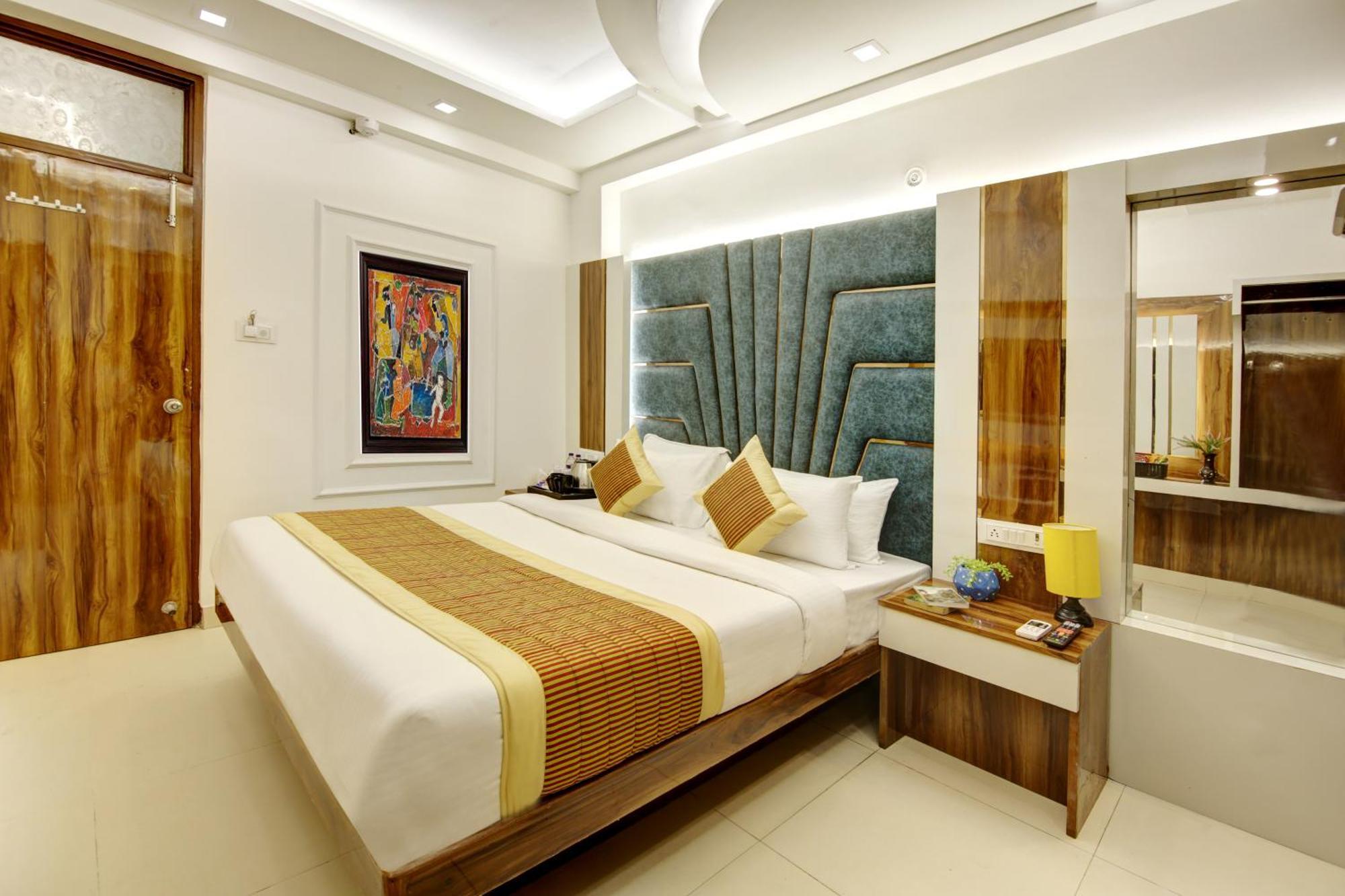 Hotel Star Villa - Front Of New Delhi Railway Station & 5 Minute From Connaught Place Exterior photo
