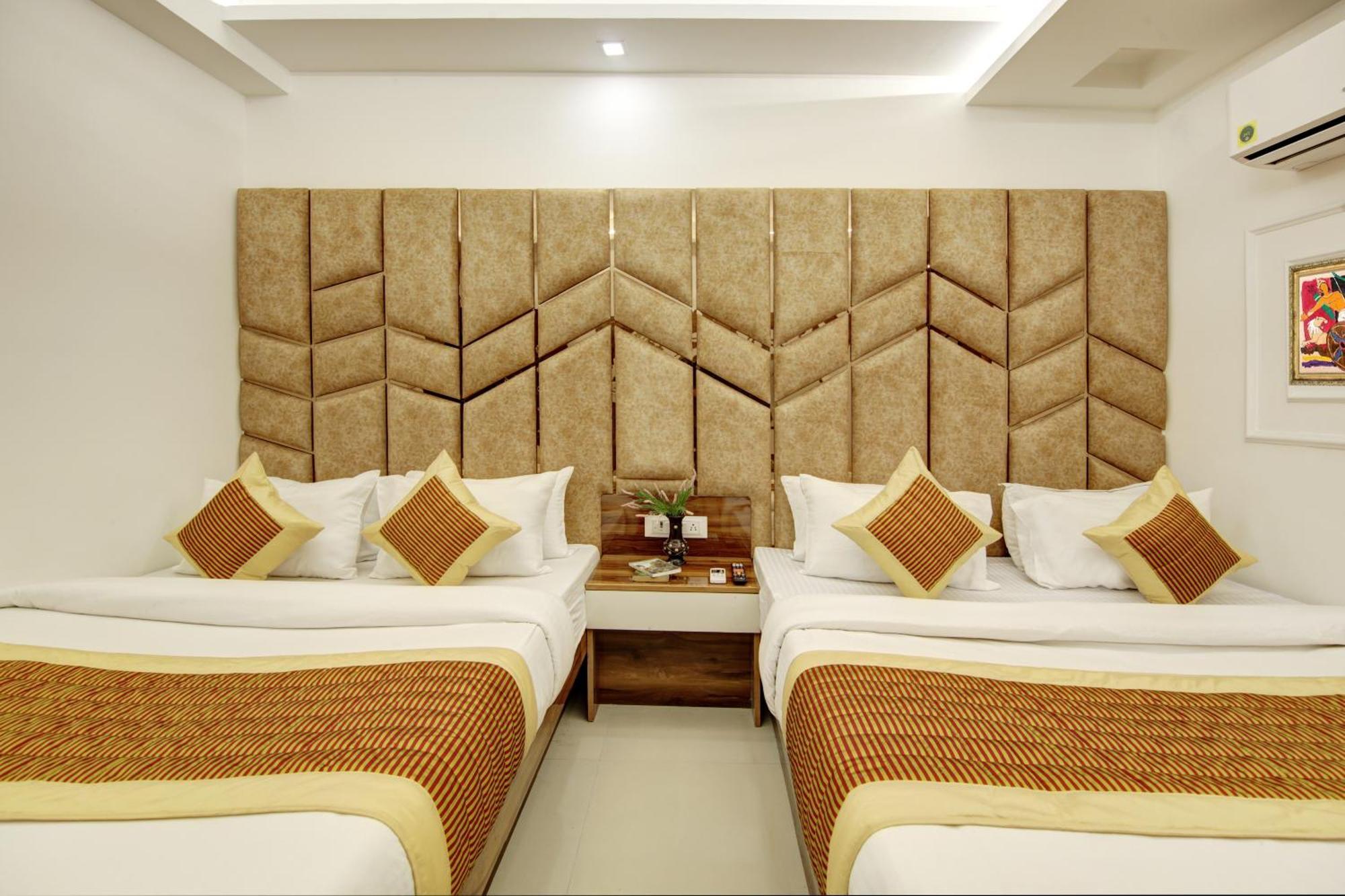 Hotel Star Villa - Front Of New Delhi Railway Station & 5 Minute From Connaught Place Exterior photo