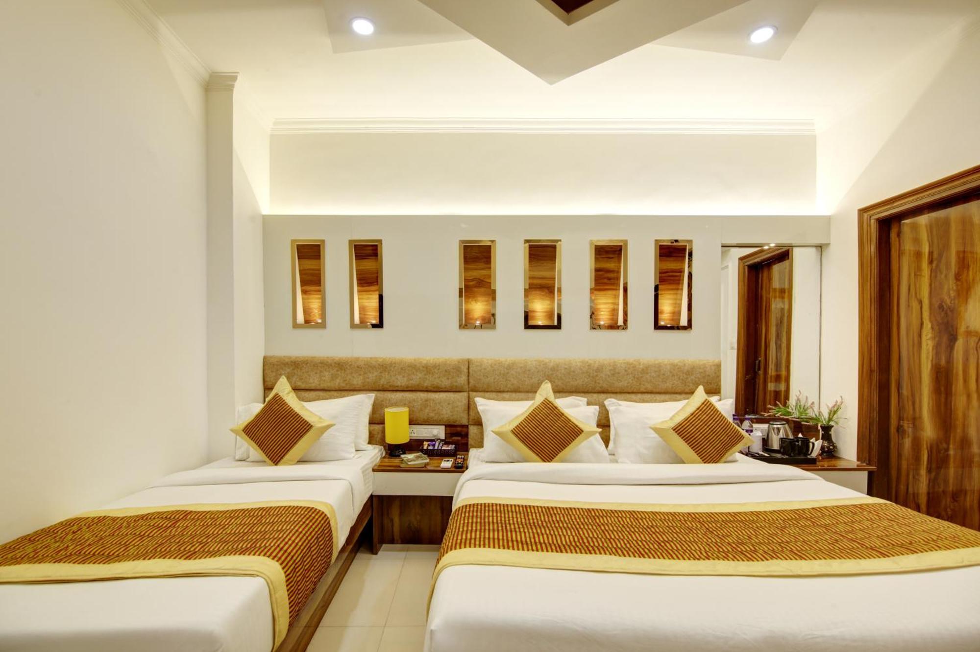 Hotel Star Villa - Front Of New Delhi Railway Station & 5 Minute From Connaught Place Exterior photo